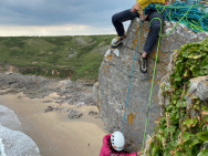 Oli-belaying-Anna-up-Horsis
