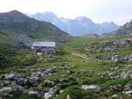 PicosMountainRefuge2